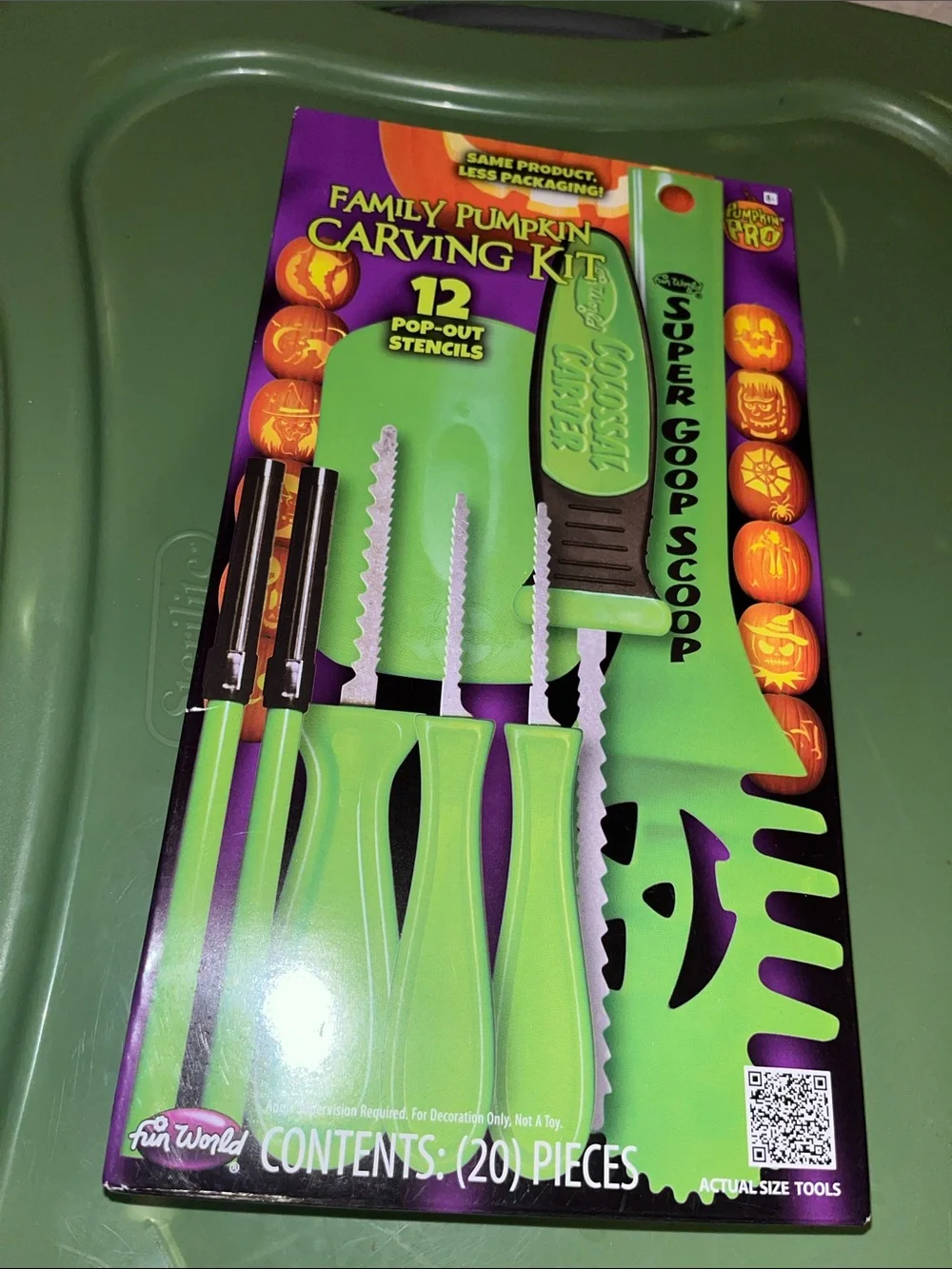 Halloween Family Pumpkin Carving Kit